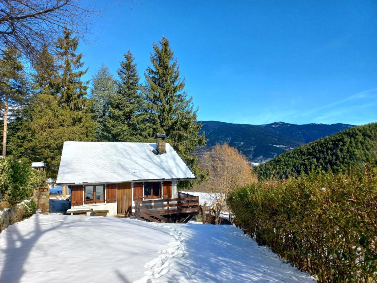 Can Serraima, Casa Rural A Prop De La Cerdanya Neva Экстерьер фото