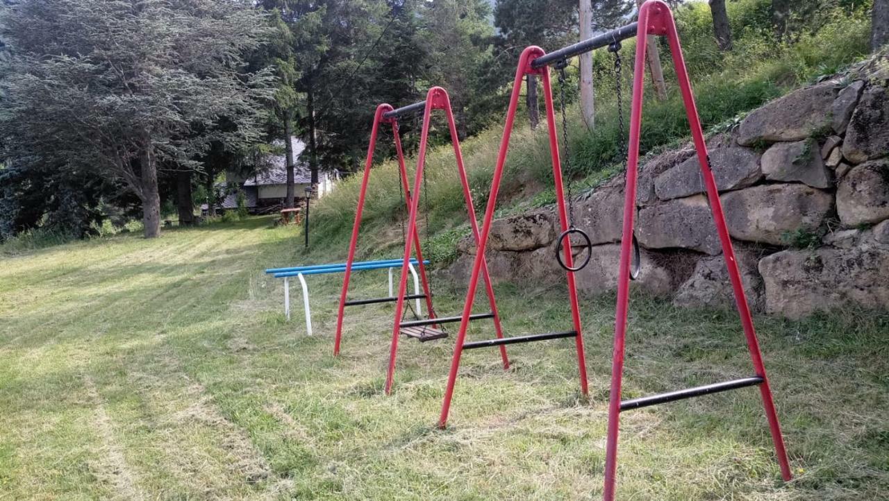 Can Serraima, Casa Rural A Prop De La Cerdanya Neva Экстерьер фото