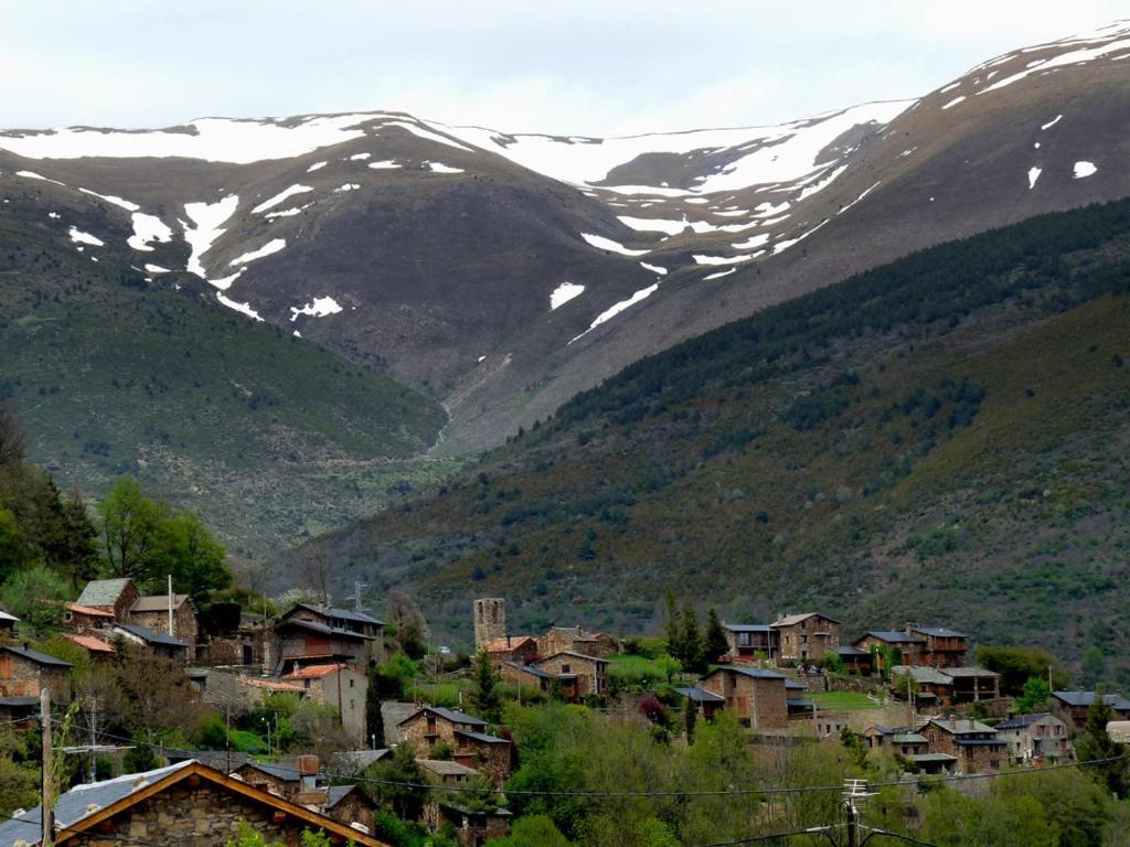 Can Serraima, Casa Rural A Prop De La Cerdanya Neva Экстерьер фото